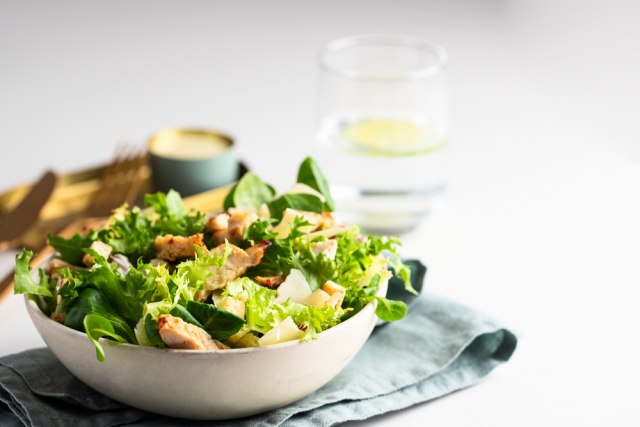 Upozorenje: Ova salata može izazvati trovanje, obavezno je dobro operite pre konzumiranja